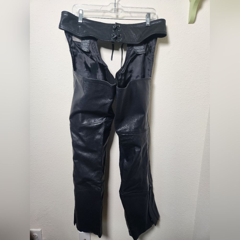 Harley Davidson Med 98096-16VW Women's Essentials Goatskin Leather Riding Chaps